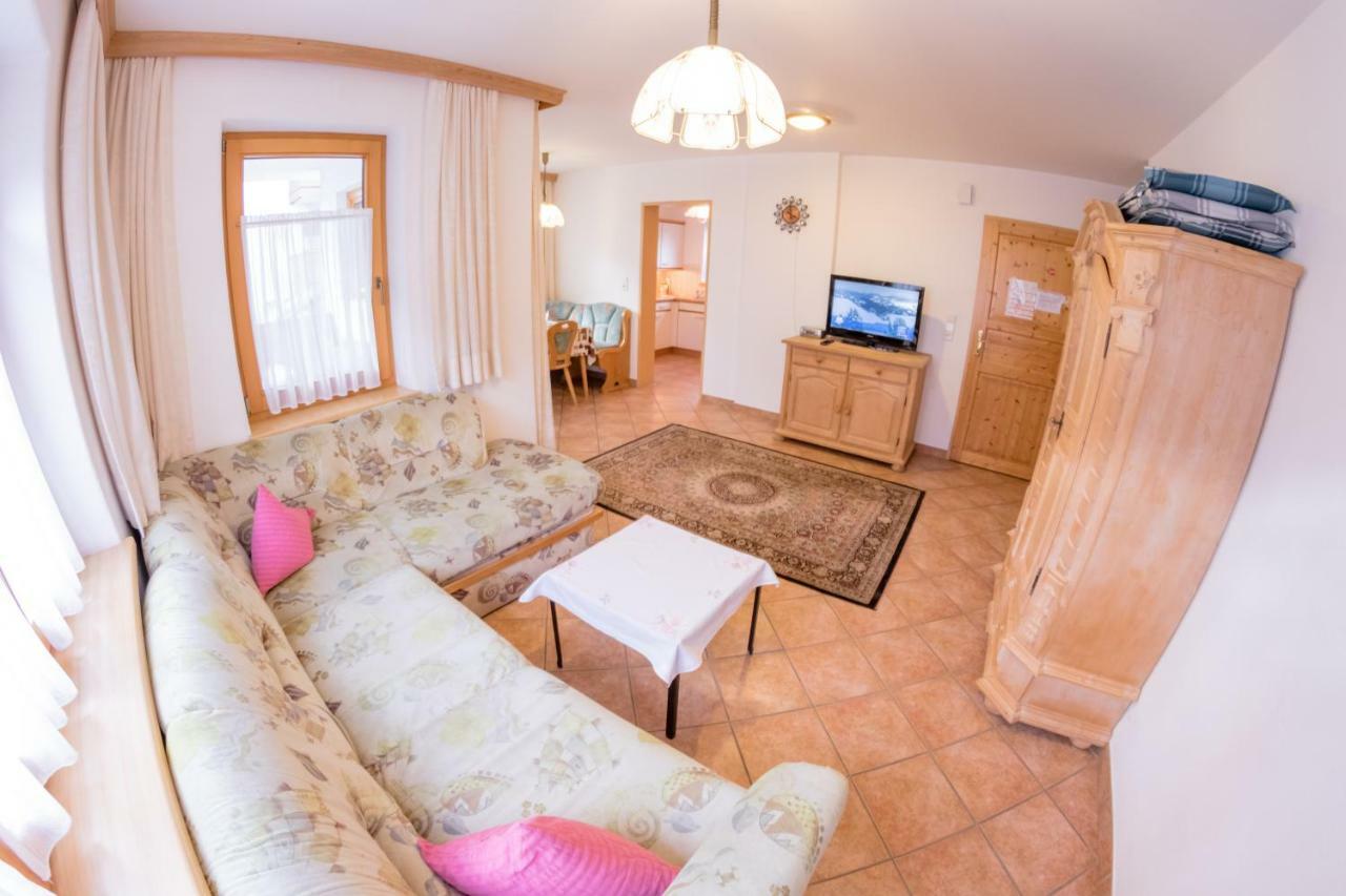 Landhaus Alpenrose Mayrhofen Esterno foto