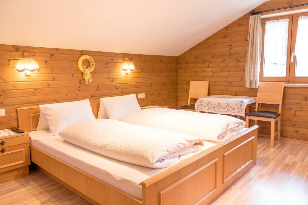 Landhaus Alpenrose Mayrhofen Esterno foto
