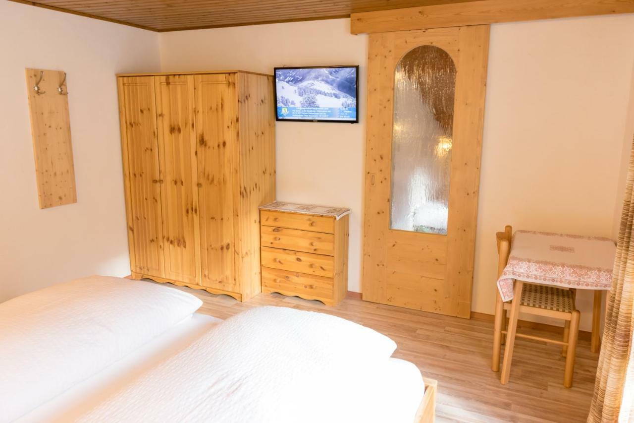 Landhaus Alpenrose Mayrhofen Esterno foto