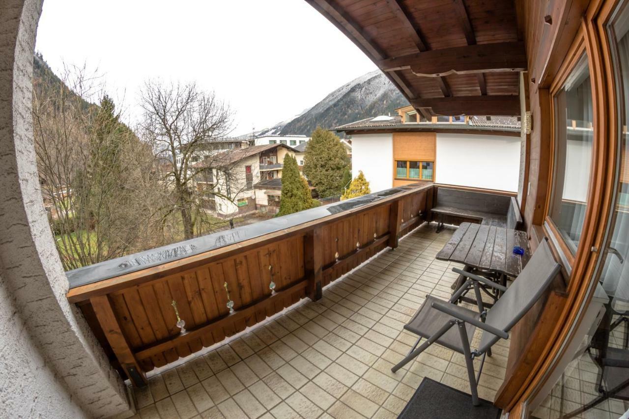 Landhaus Alpenrose Mayrhofen Esterno foto